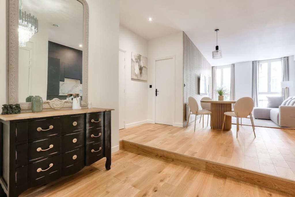 Ferienwohnung L'Elegance A La Parisienne Exterior foto