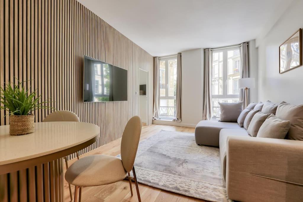 Ferienwohnung L'Elegance A La Parisienne Exterior foto