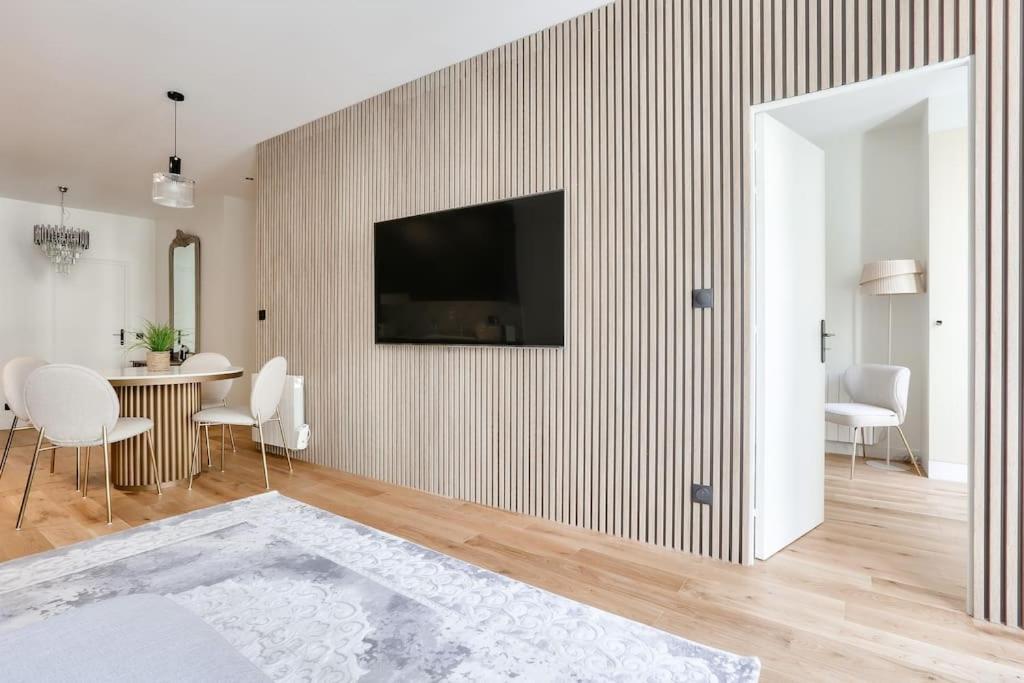 Ferienwohnung L'Elegance A La Parisienne Exterior foto